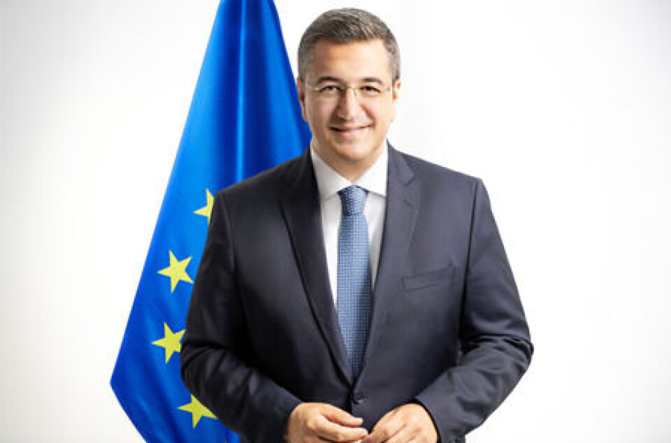 EU-kommisjonæren for bærekraftig transport og turisme, Apostolos Tzitzikostas.