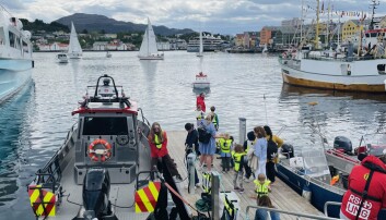 Folksomt på kaia i Kristiansund. Folksomt på kaia i Kristiansund.