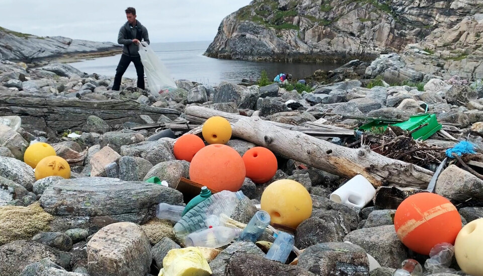 In The Same Boat vil nå hente avfall etter strandrydding gratis i hele Nord-Norge.