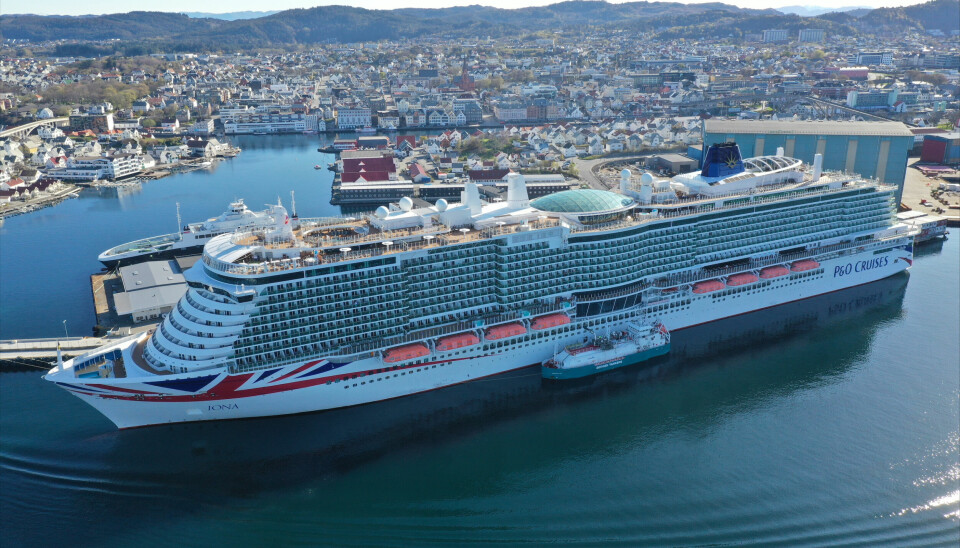Her er det 'Iona' fra P & O Cruises som ligger til kai i Haugesund Cruise Port.