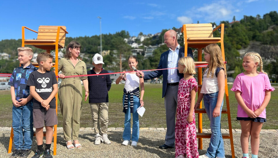 Byråd Rina Mariann Hansen åpnet den nye delen av parken på Bekkelaget sammen med elever fra Nedre Bekkelaget skole og havnedirektør Ingvar M. Mathisen.